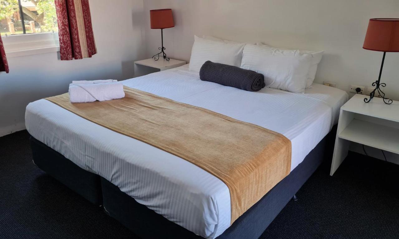 Seaton Arms Motor Inn Albury Exteriör bild