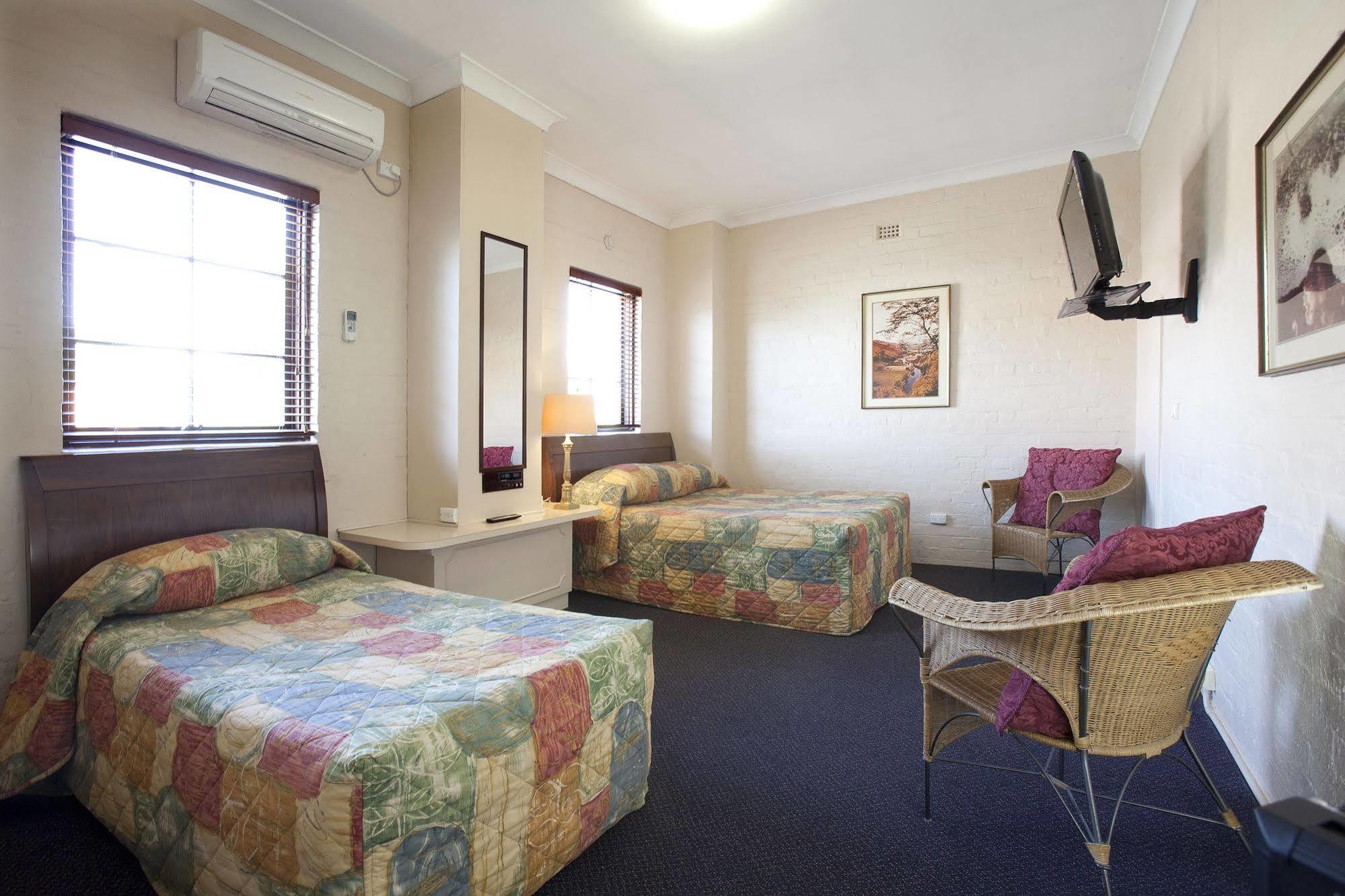 Seaton Arms Motor Inn Albury Exteriör bild
